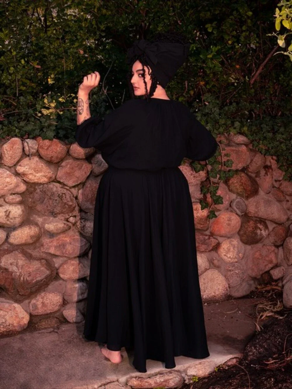 La Femme en Noir Coven Maxi Tunic Dress - Picture 10 of 16